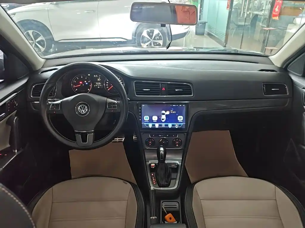 Volkswagen Gran Lavida 2015 2014 1.4TSI DSG