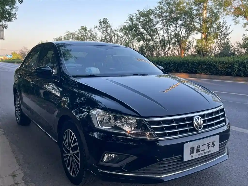 Volkswagen Jetta 2019 Dream Edition 1.4L Manual Comfort фото 3