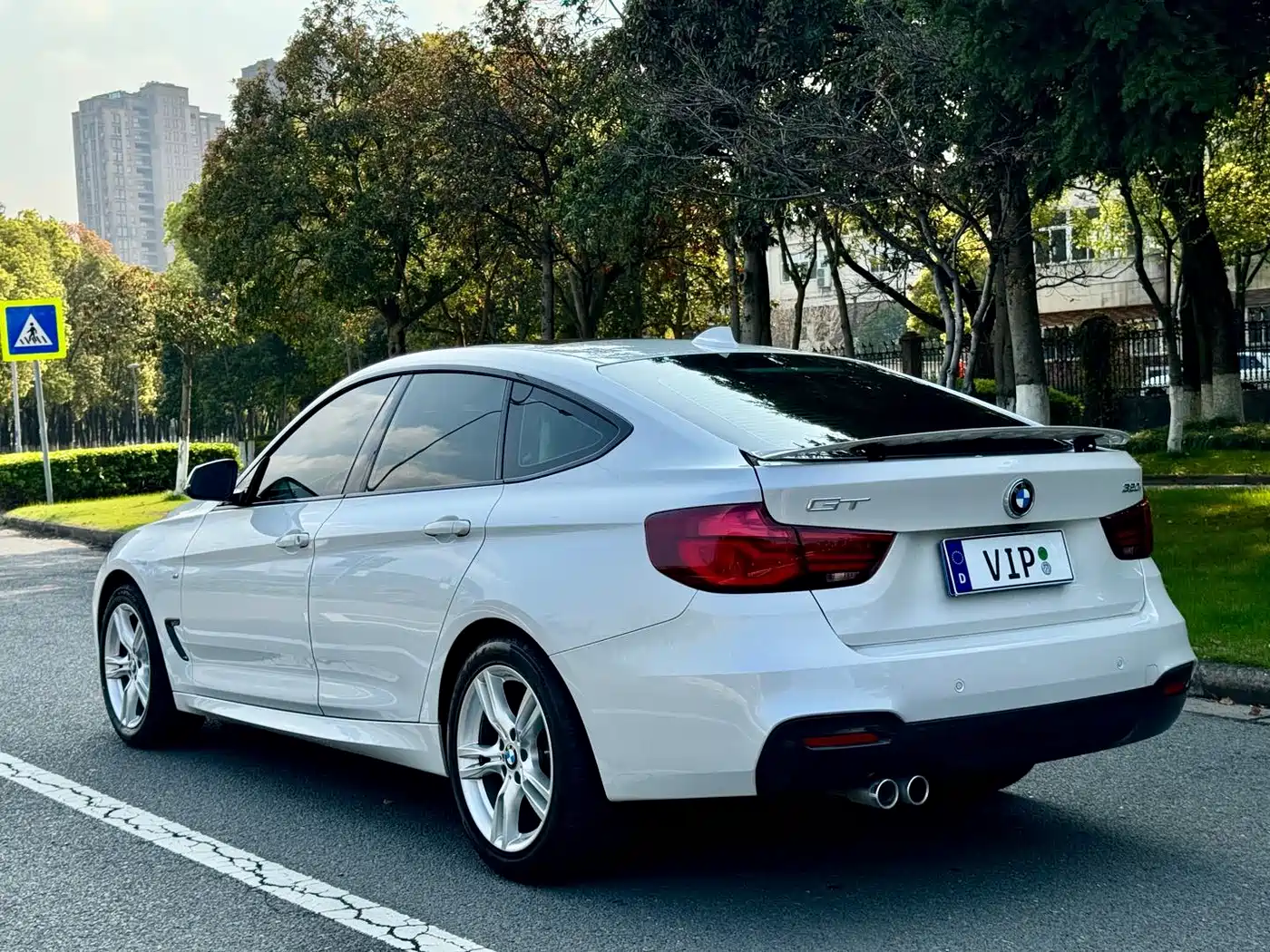 BMW 3 Series GT 2020 320i M Sport Package фото 7