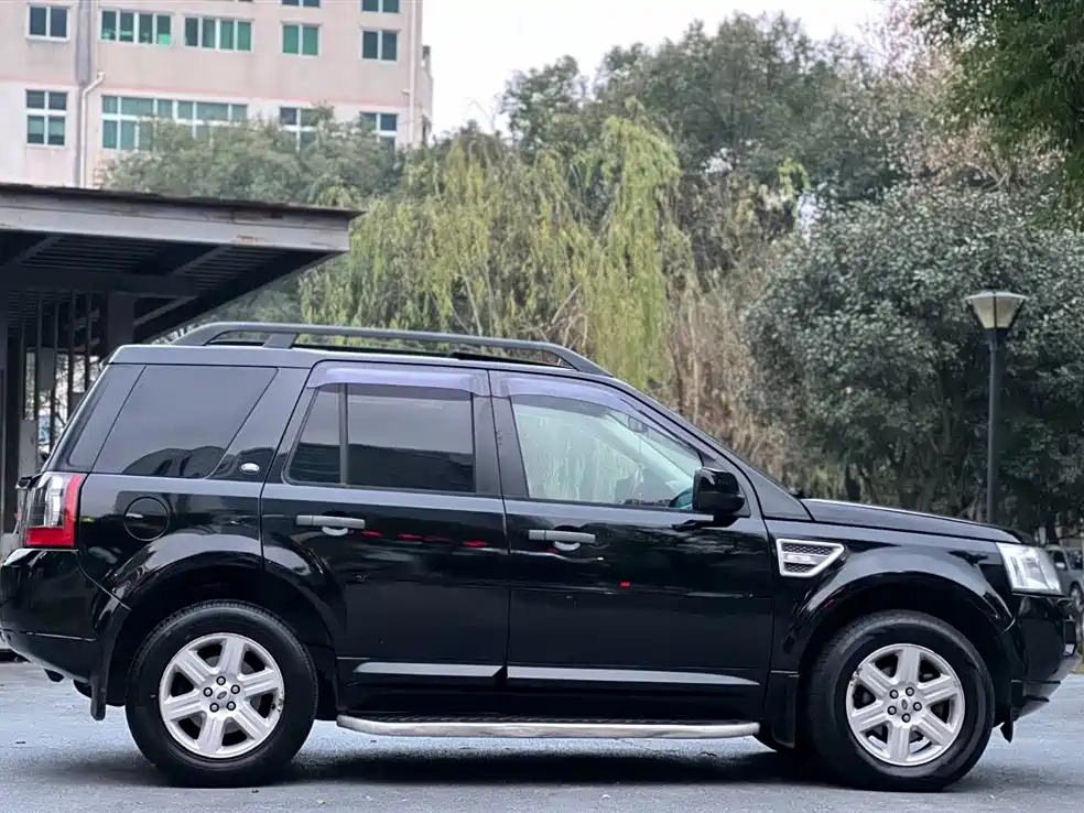 Land Rover Freelander 2 2011 2.2T SD4 SE Diesel фото 7
