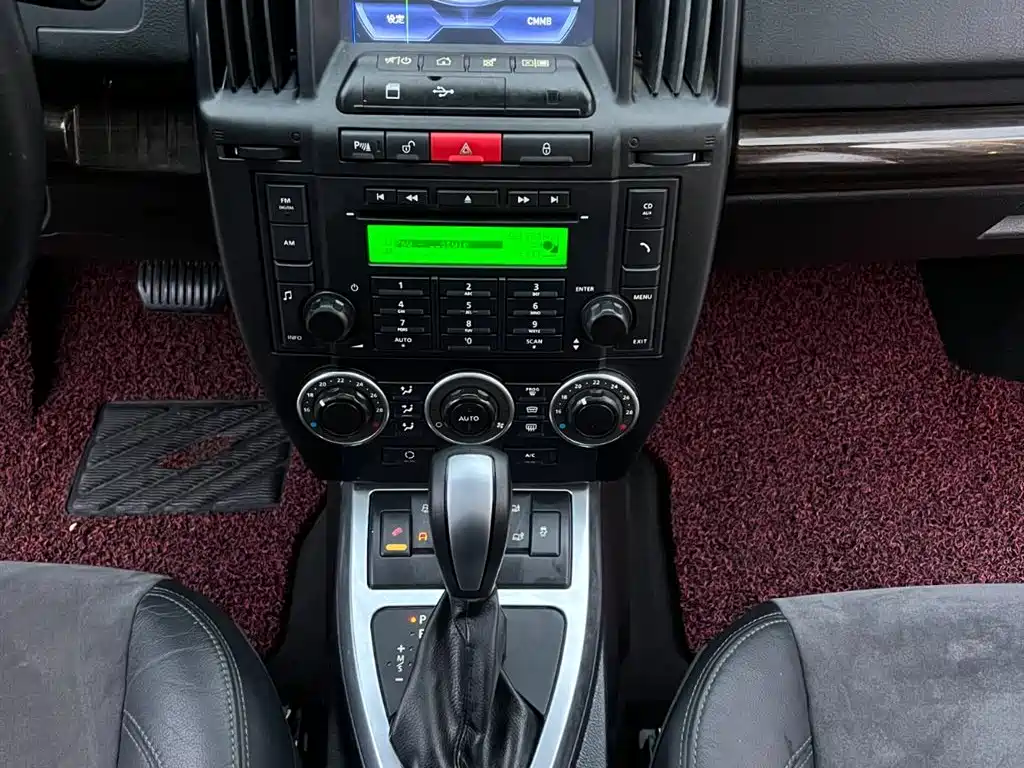 Land Rover Freelander 2 2011 2.2T SD4 SE Diesel фото 16