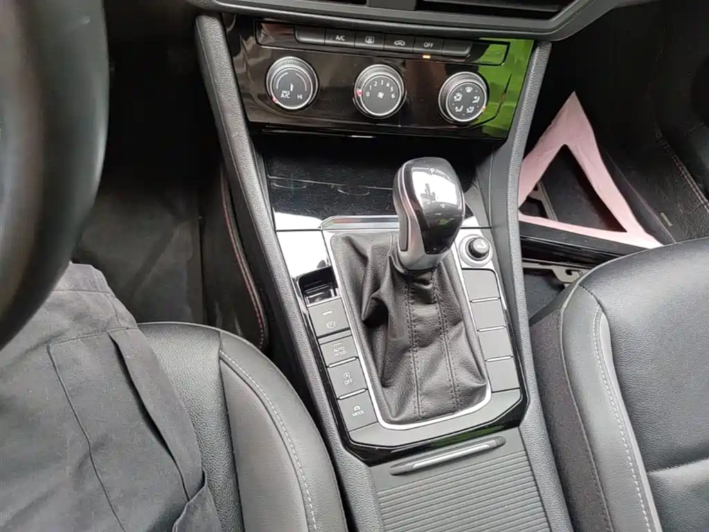 Volkswagen Sagitar 2019 280TSI DSG Comfort Edition China VI фото 14