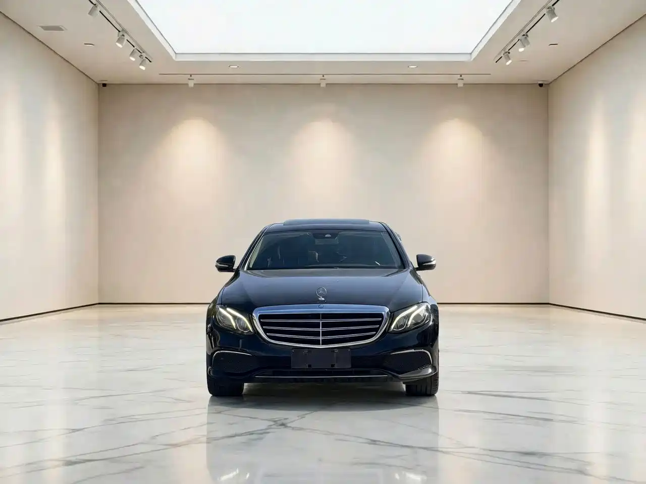 Mercedes-Benz E-Class 2016 E 300 L Fashion Type фото 2