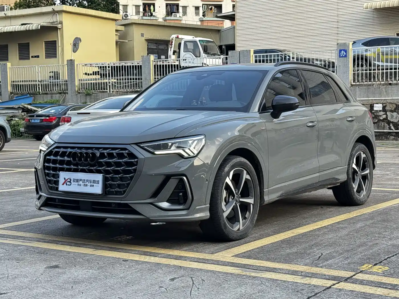 Audi Q3