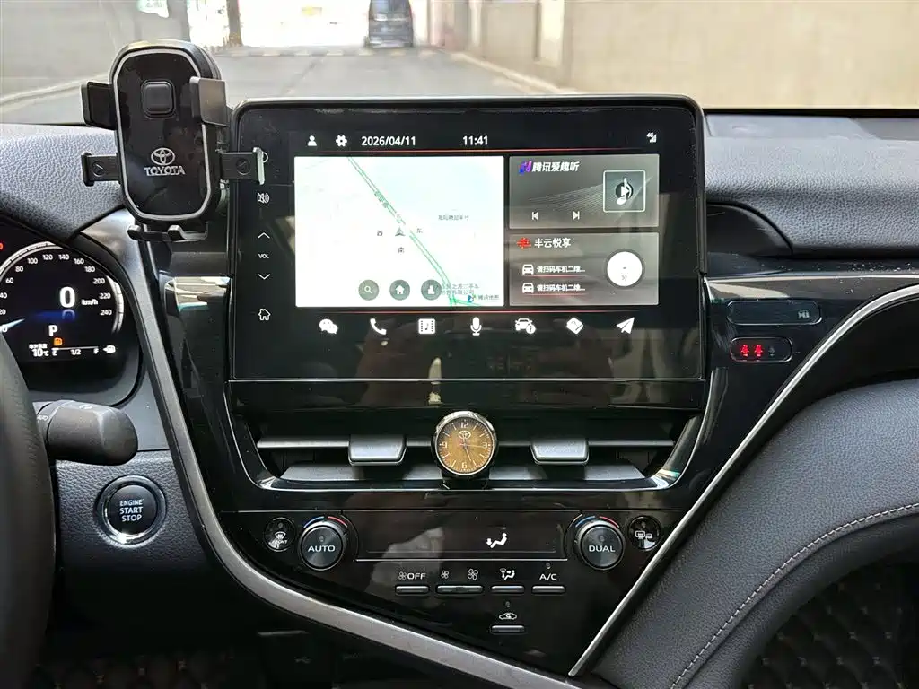 Toyota Camry 2021 2.5G Luxury Edition фото 14