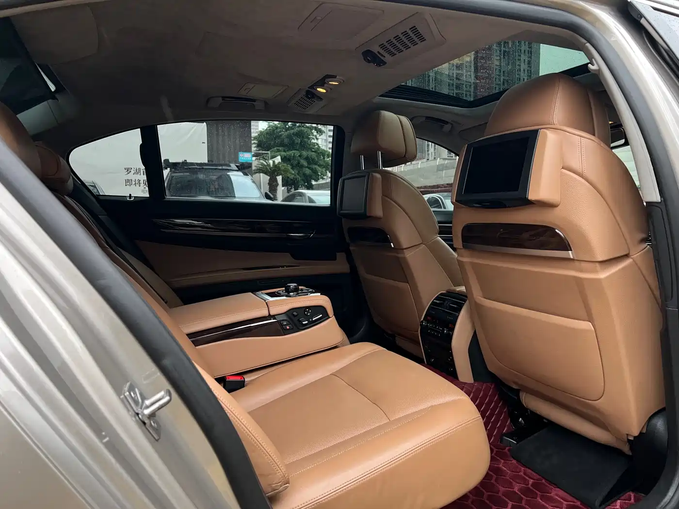 BMW 7 Series 2012 760Li 25th Anniversary Limited Edition фото 7
