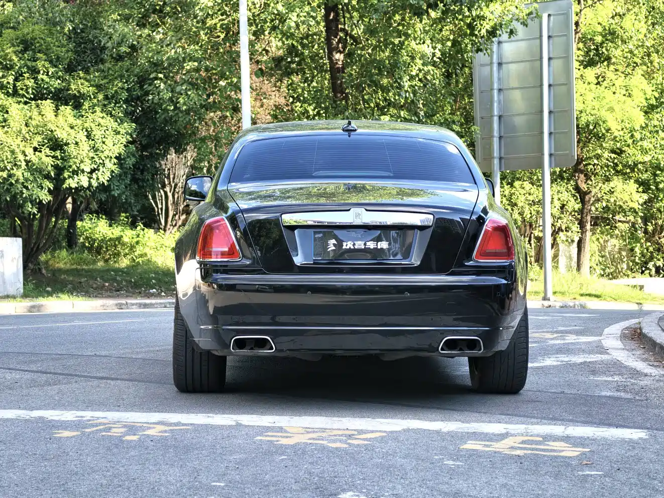 Rolls-Royce Ghost 2013 2010 Model 6.6T Standard