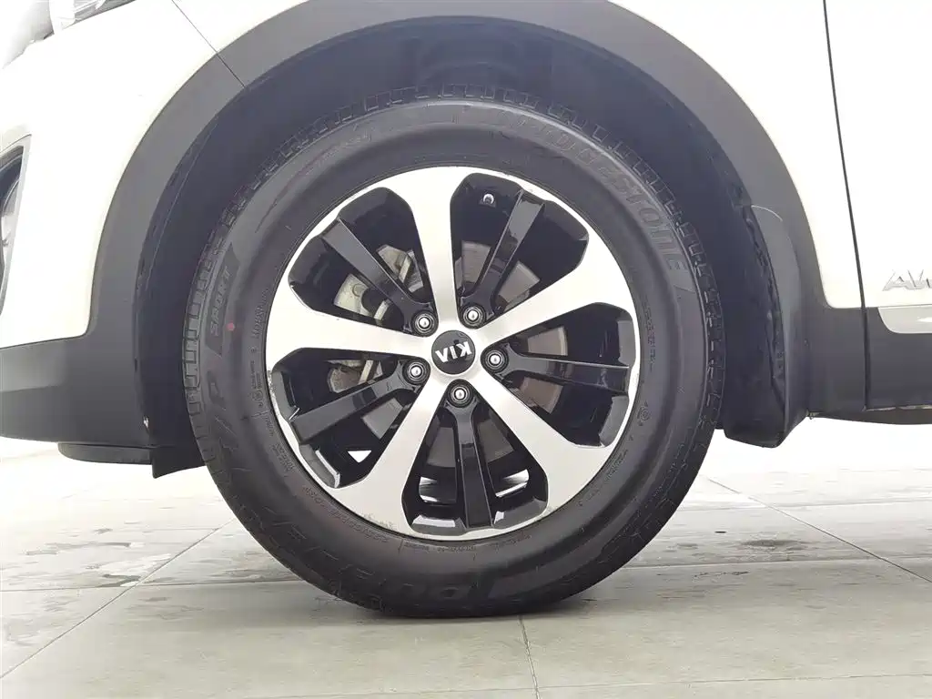 Kia Sorento 2015 Sorento L 2.4L Gasoline 4WD Elite 7-seater China IV фото 17