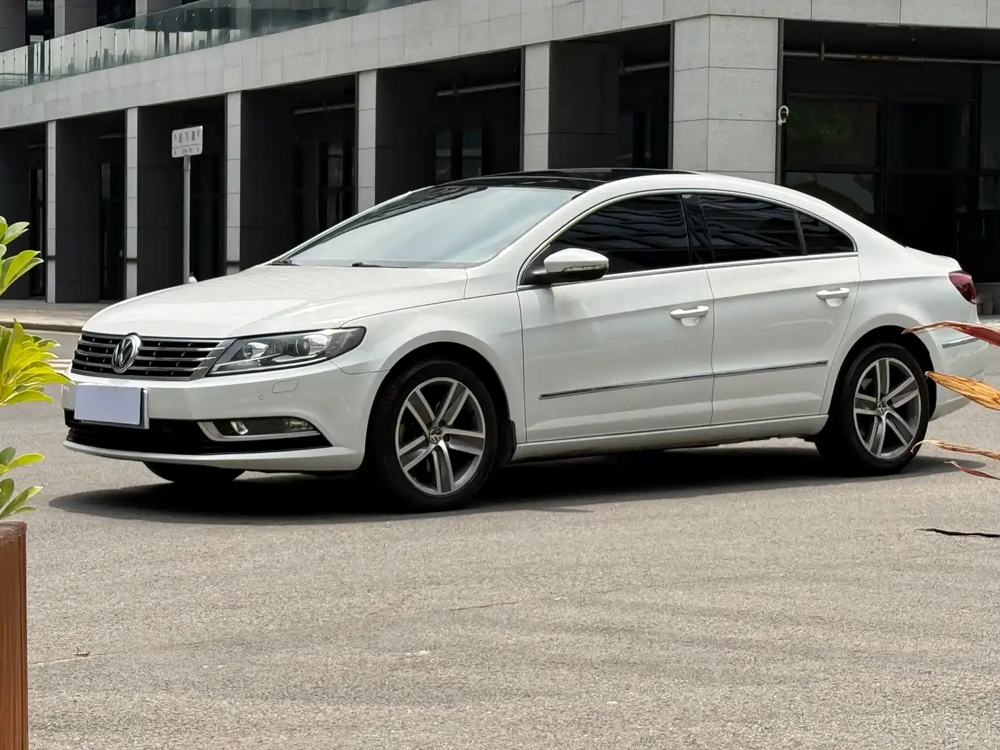 Volkswagen FAW-Volkswagen CC 2016 Model 1.8TSI Premium