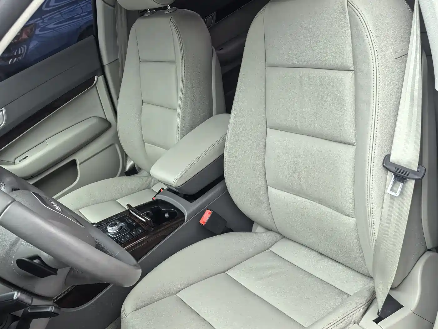 Audi A6L 2011 Model 2.4L Technology фото 9