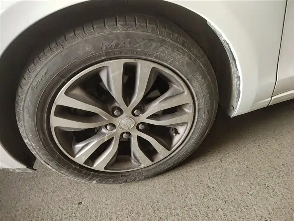 Buick Excelle 2019 18T Auto Connected Elite China VI фото 20