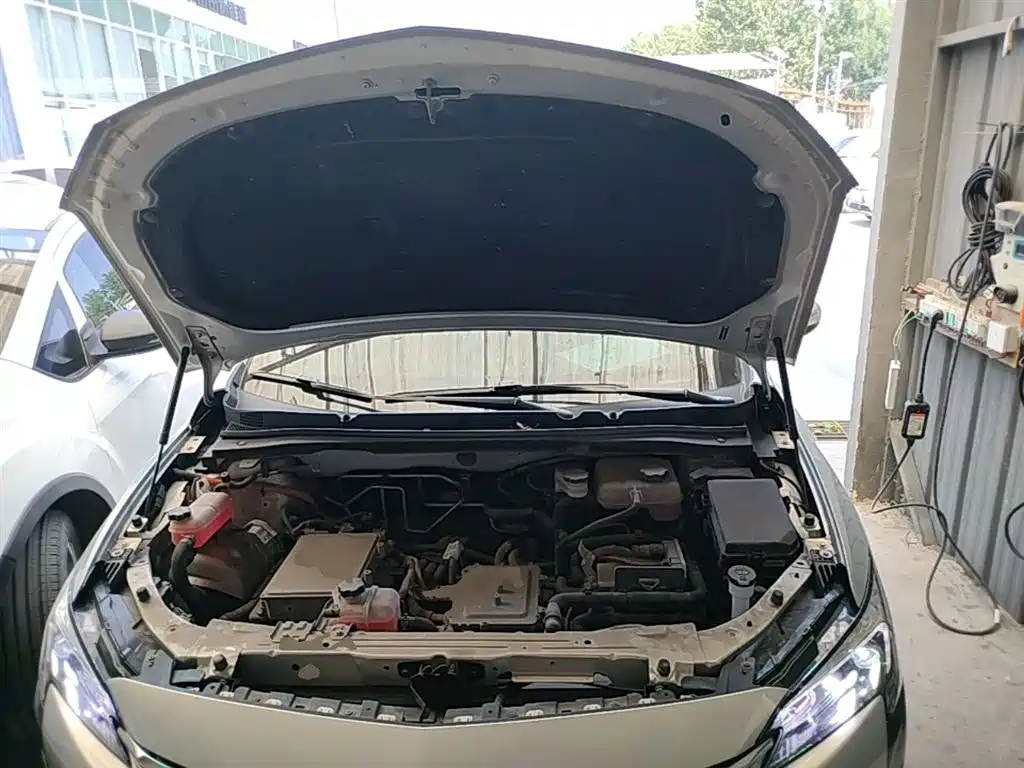 Buick Velite 6 2024 Model 430km Premium Edition фото 20