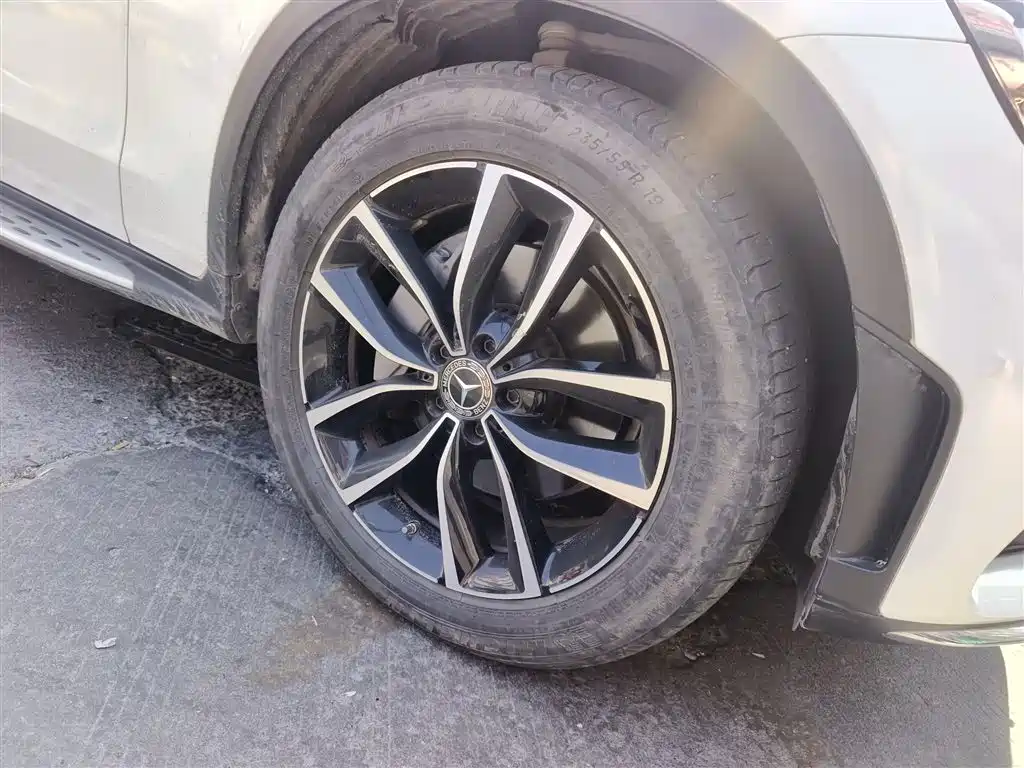 Mercedes-Benz GLC 2020 Facelift GLC 300 L 4MATIC Dynamic фото 26