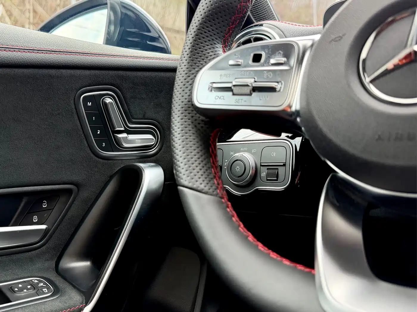 MERCEDES-BENZ CLA (IMPORT)
