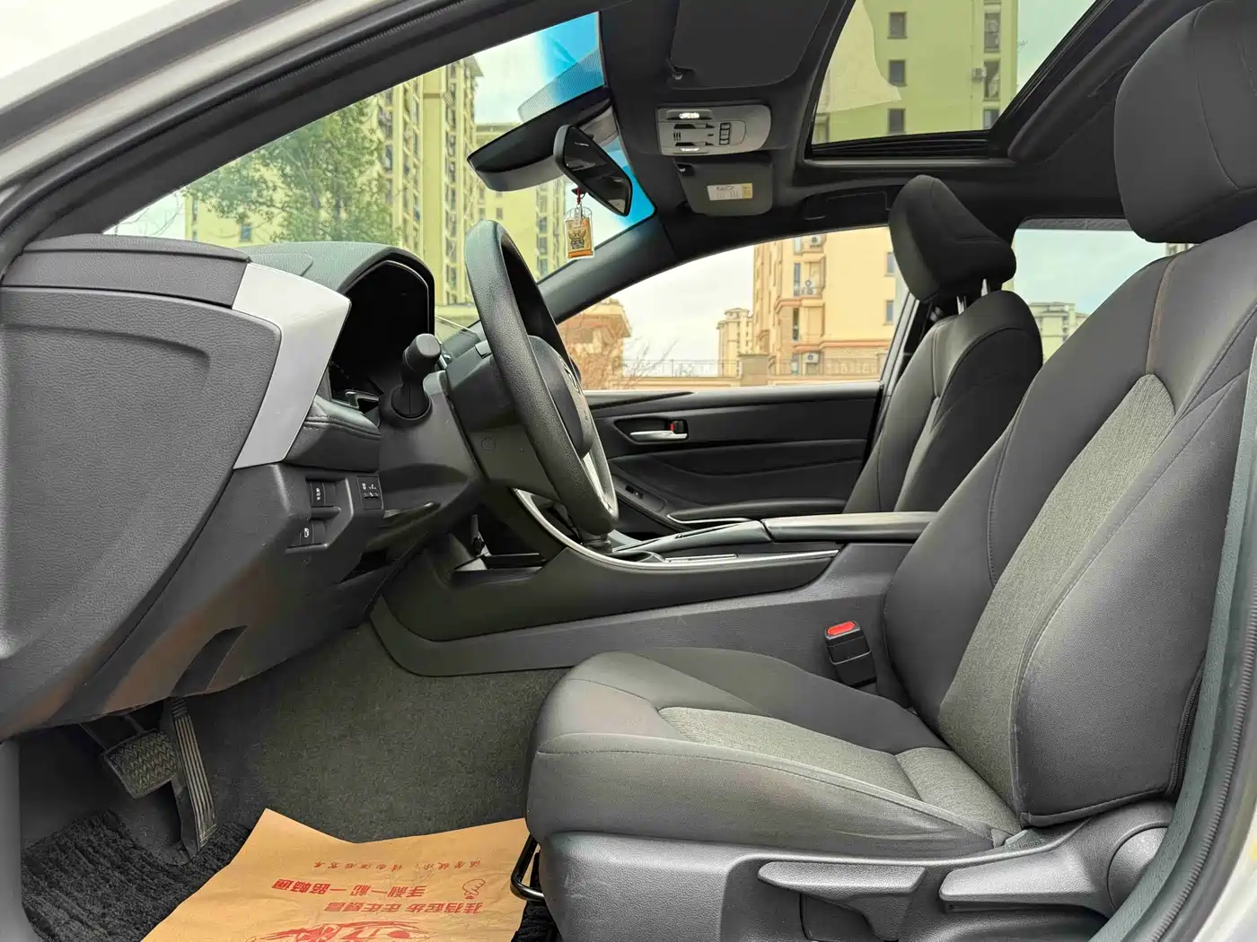 Toyota Avalon 2022 2.0L Progressive Edition фото 5