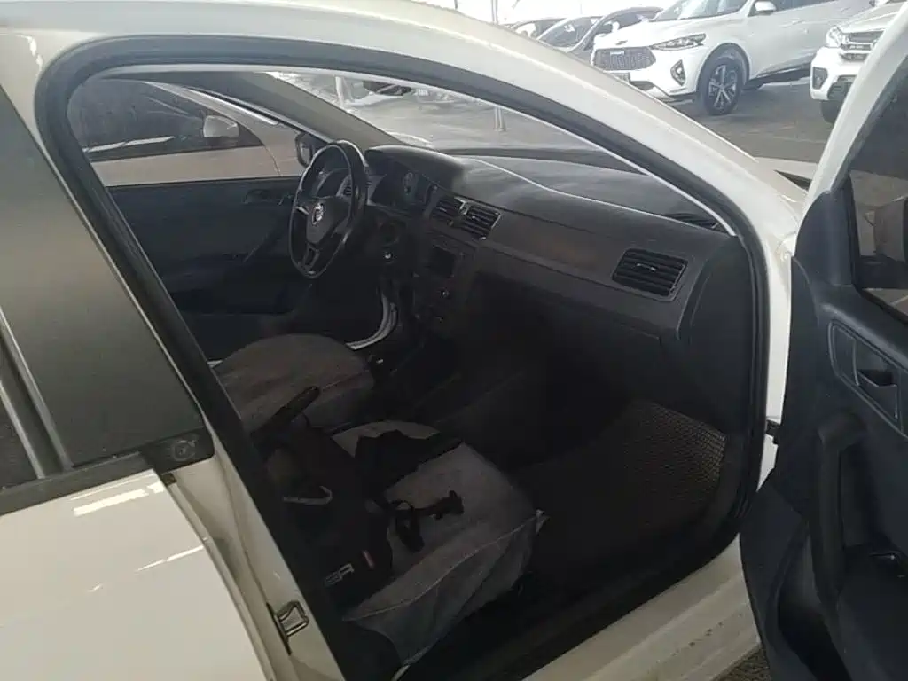 صورة 9 - Volkswagen Santana