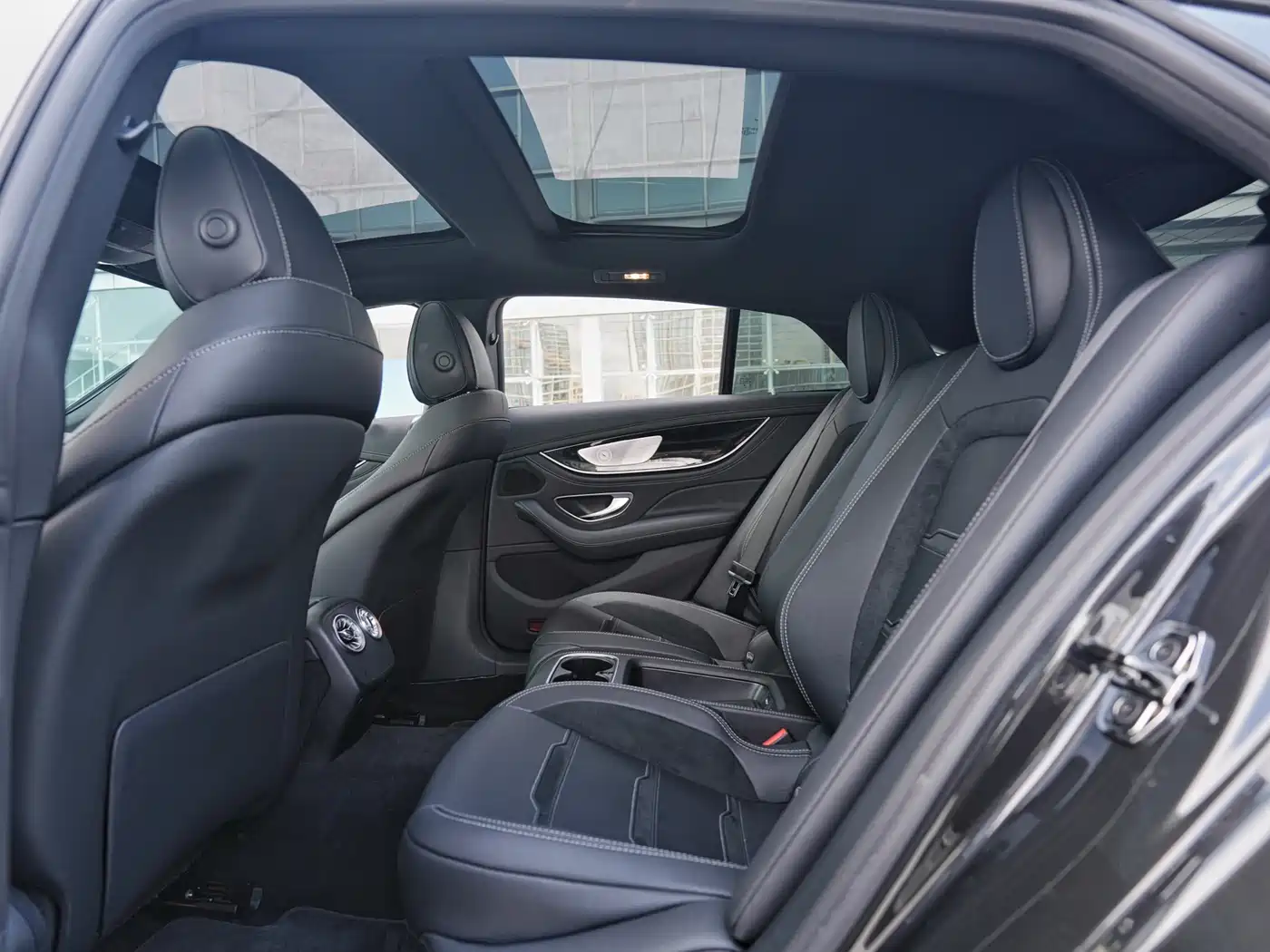 Mercedes-Benz AMG GT 2023 AMG GT 50 4-Door Coupe фото 8