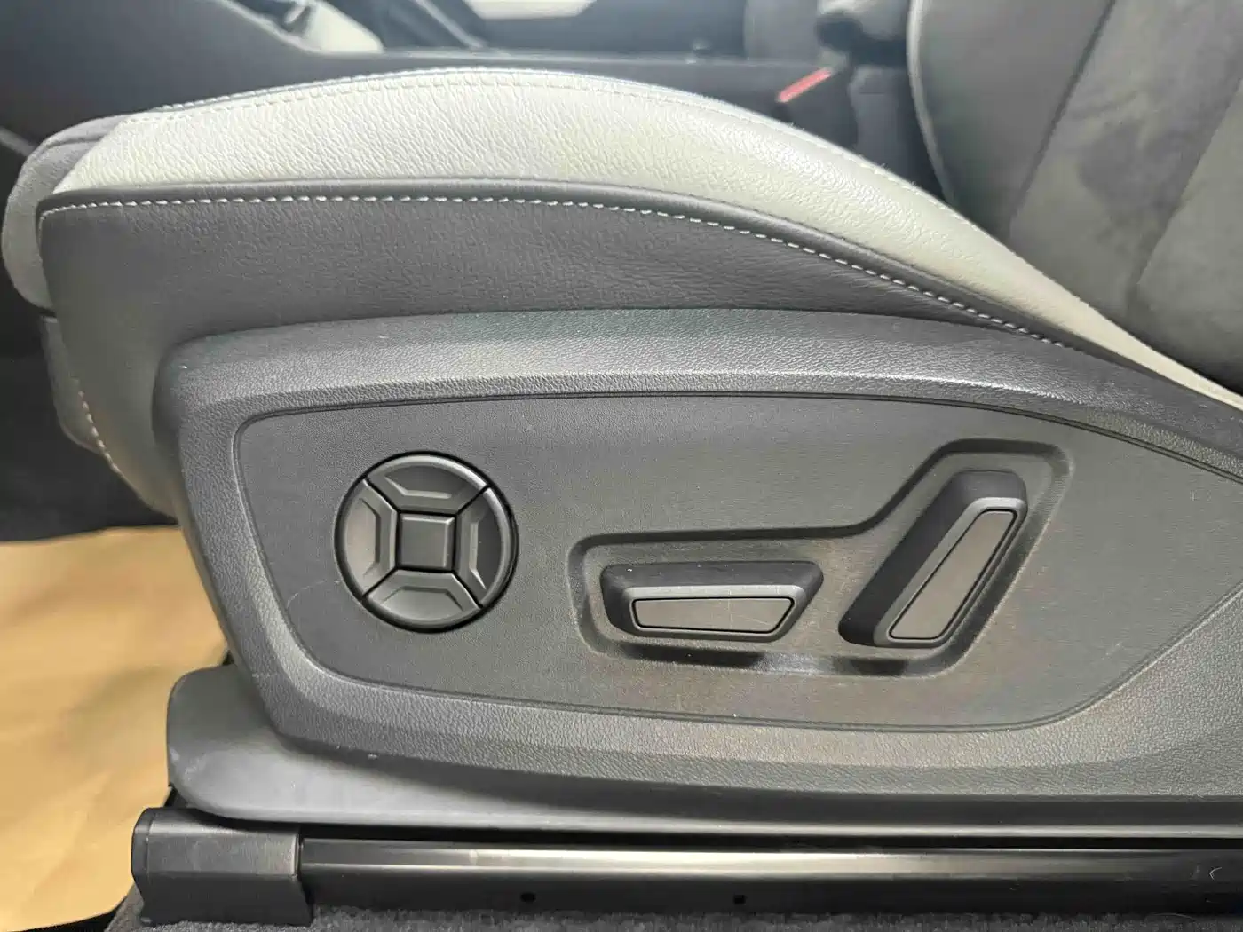 Audi Q3 2023 35 TFSI Fashion Dynamic (1.4T) фото 16