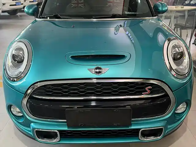 MINI 