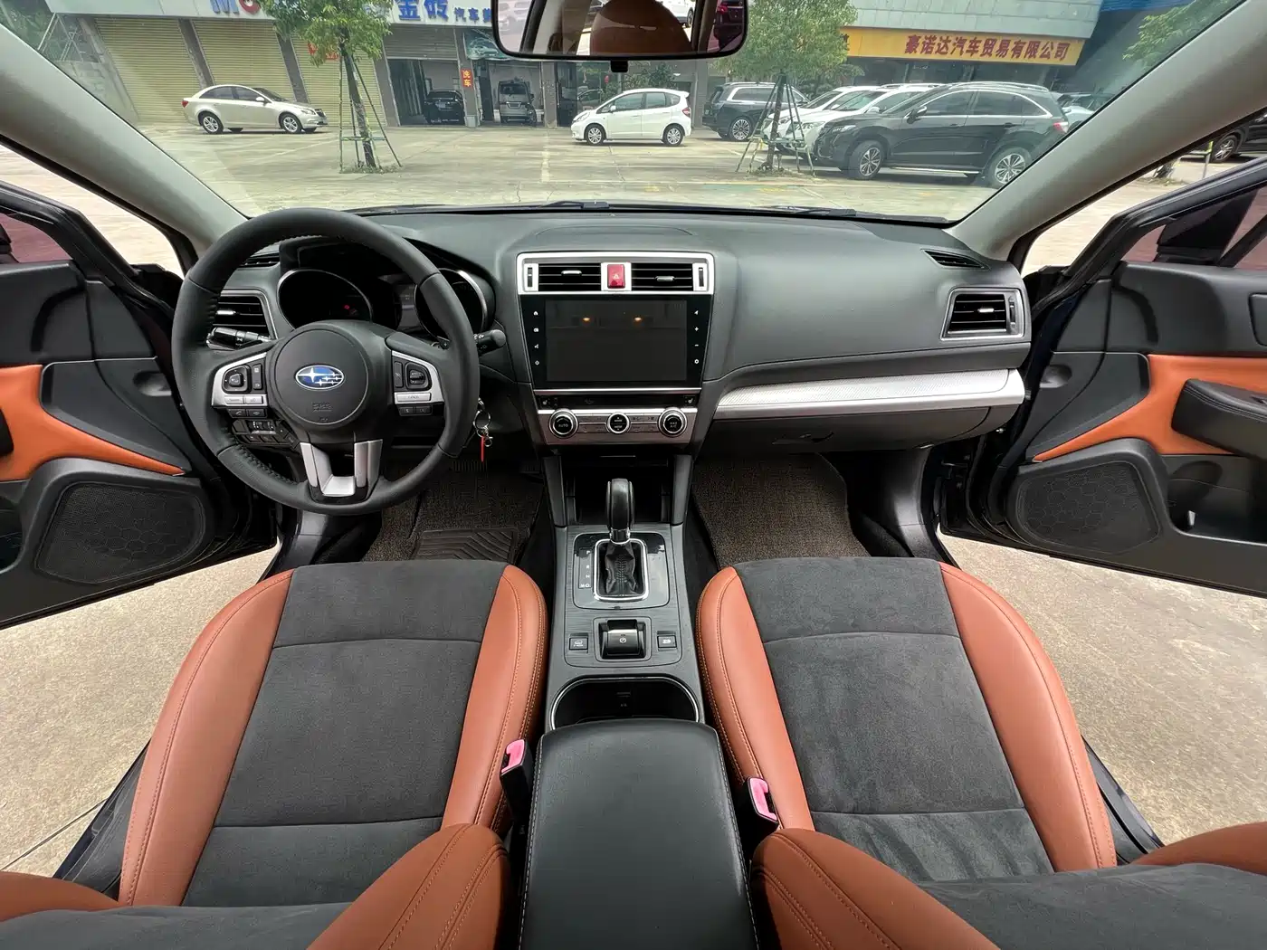 Subaru Outback 2016 2.5i Classic Edition фото 15