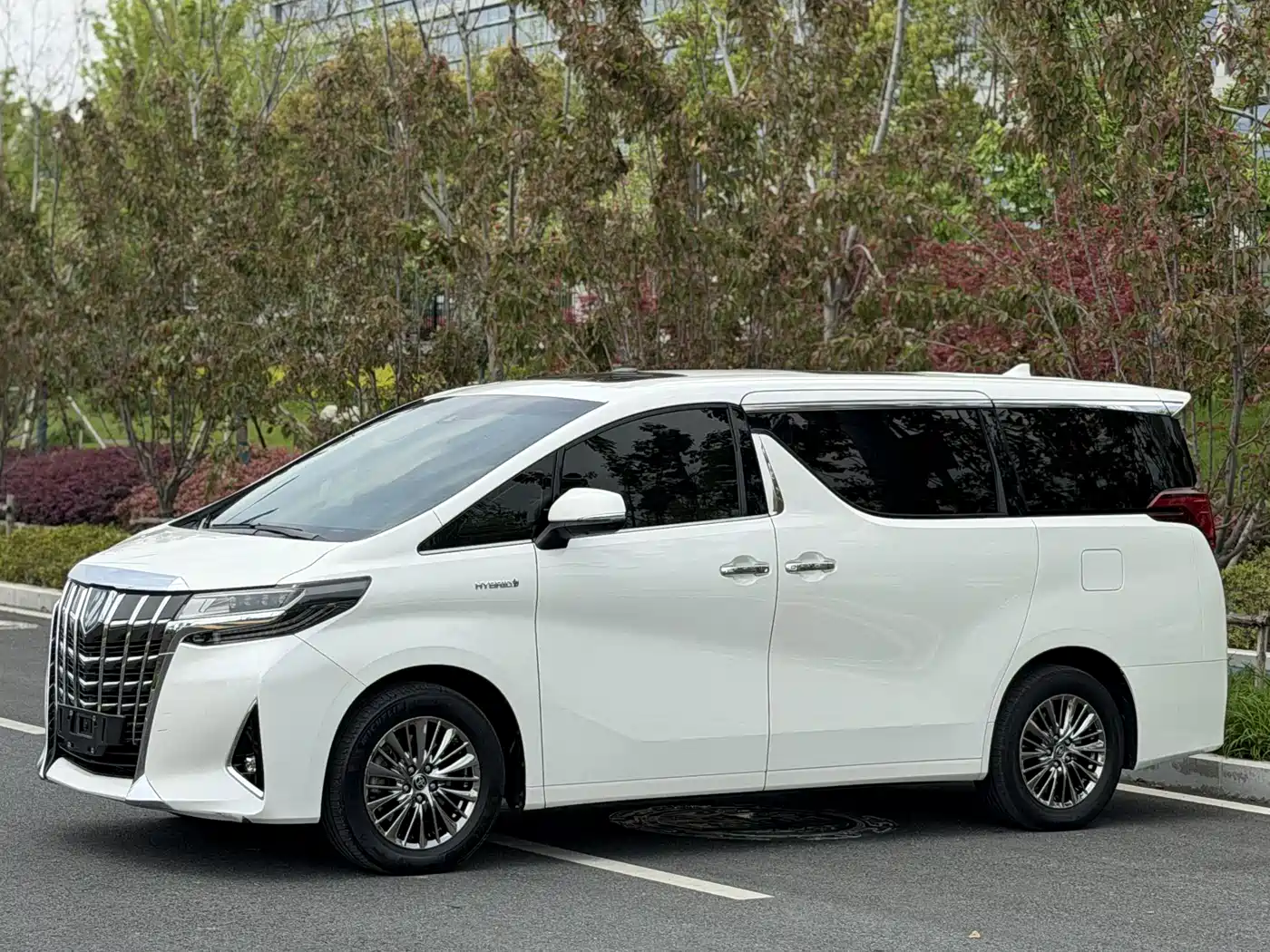 Toyota Alphard 2021 Hybrid 2.5L Luxury
