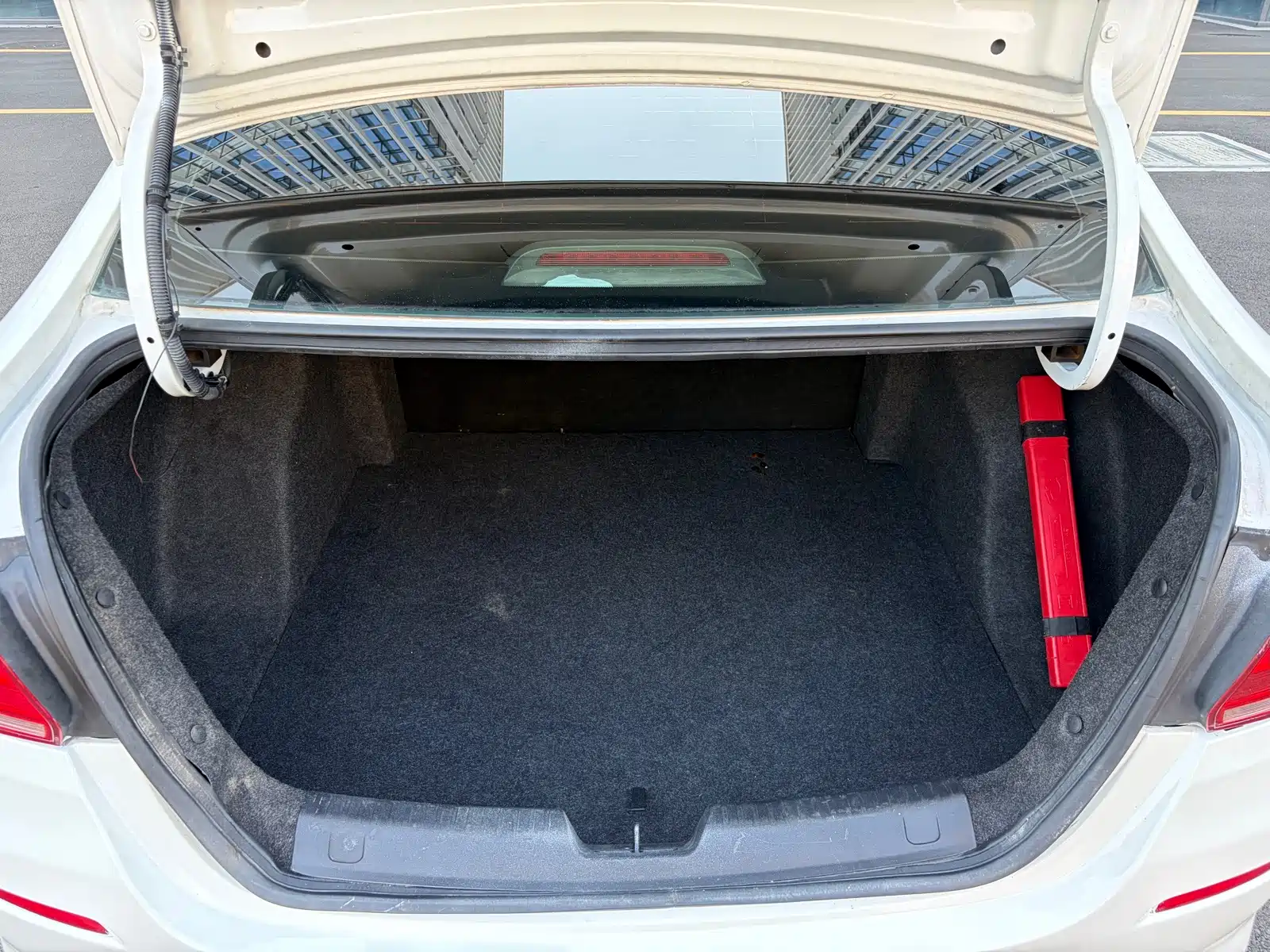 Photo 11 - Chevrolet Cavalier