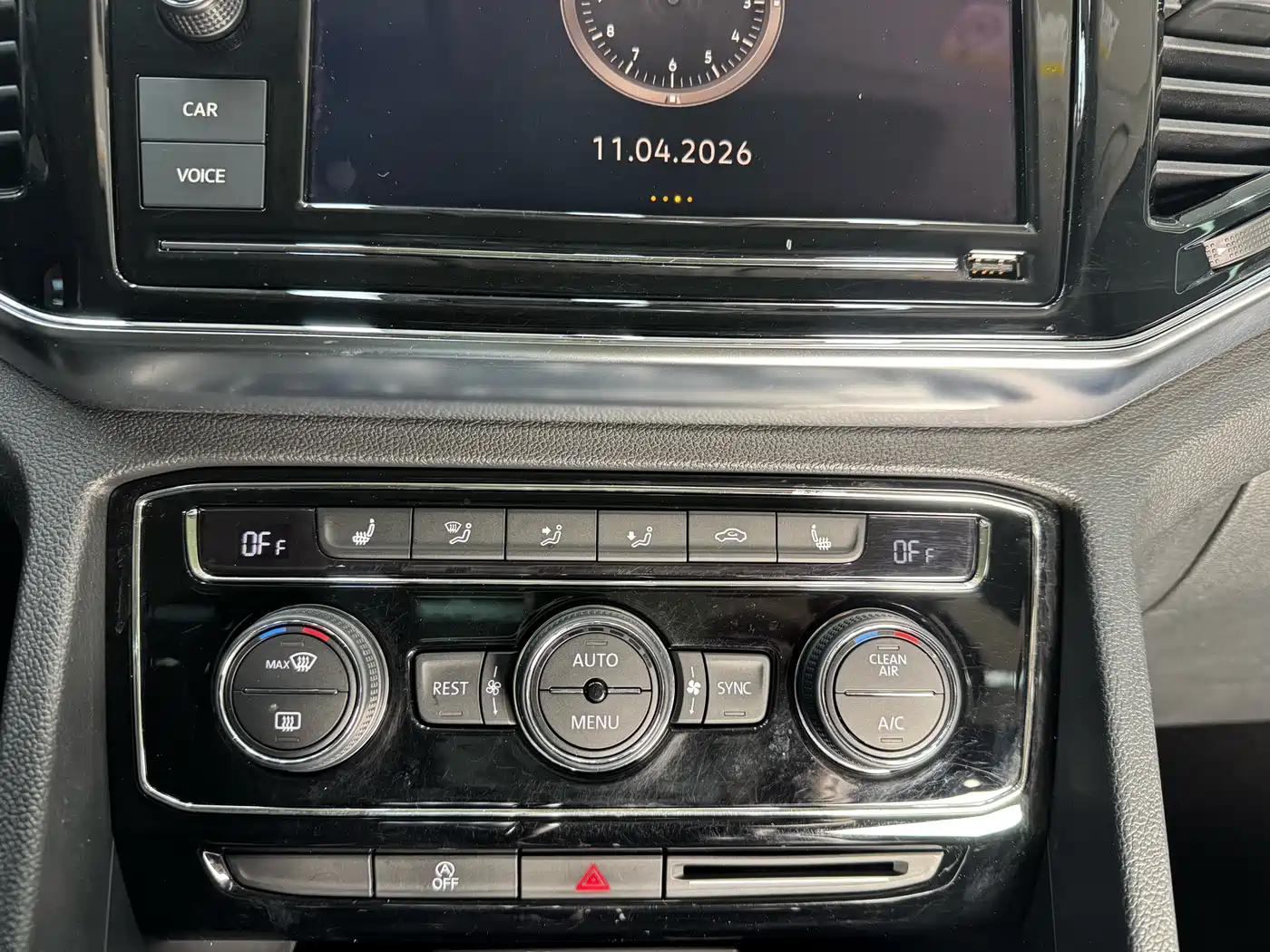 Volkswagen Teramont 2019 380TSI 4WD Luxury Edition China VI фото 24