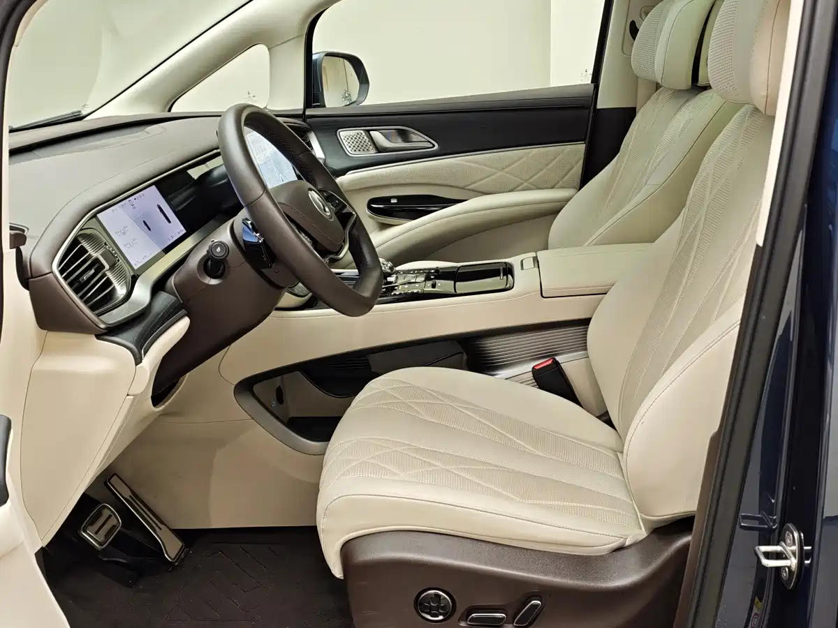 Denza D9 2025 Model DM-i Smart Drive Edition 1020 AWD Flagship фото 8