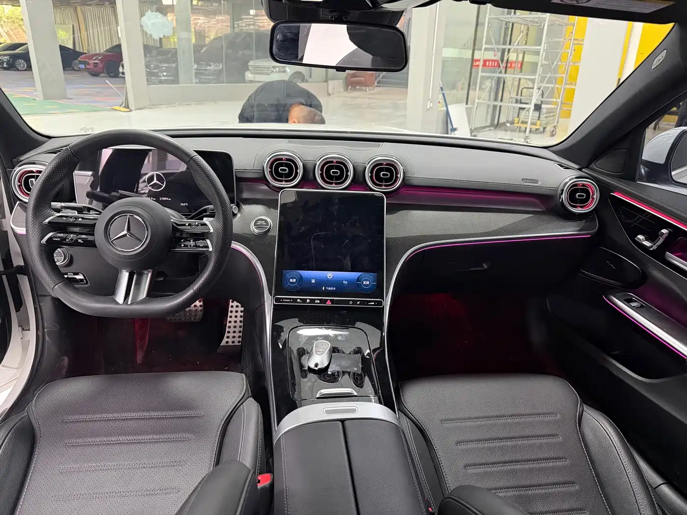 Mercedes-Benz C-Class New Energy 2025 C 350 eL фото 5