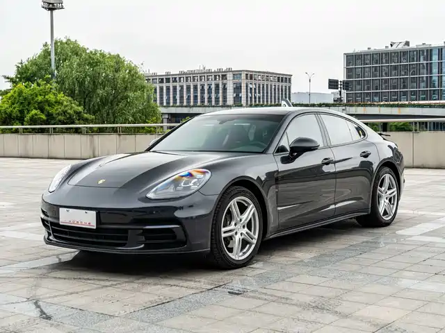 Porsche Panamera 2019