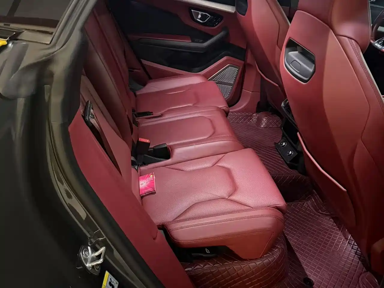 Lamborghini Urus 2018 4.0T V8 фото 6