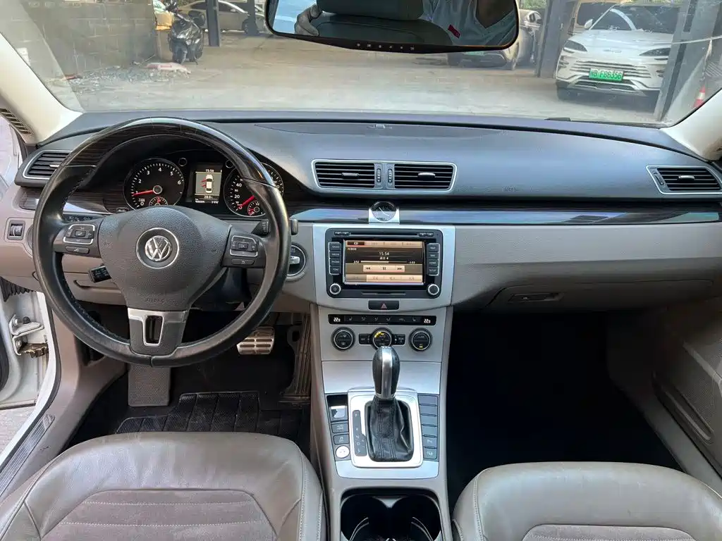 صورة 4 - Volkswagen Magotan