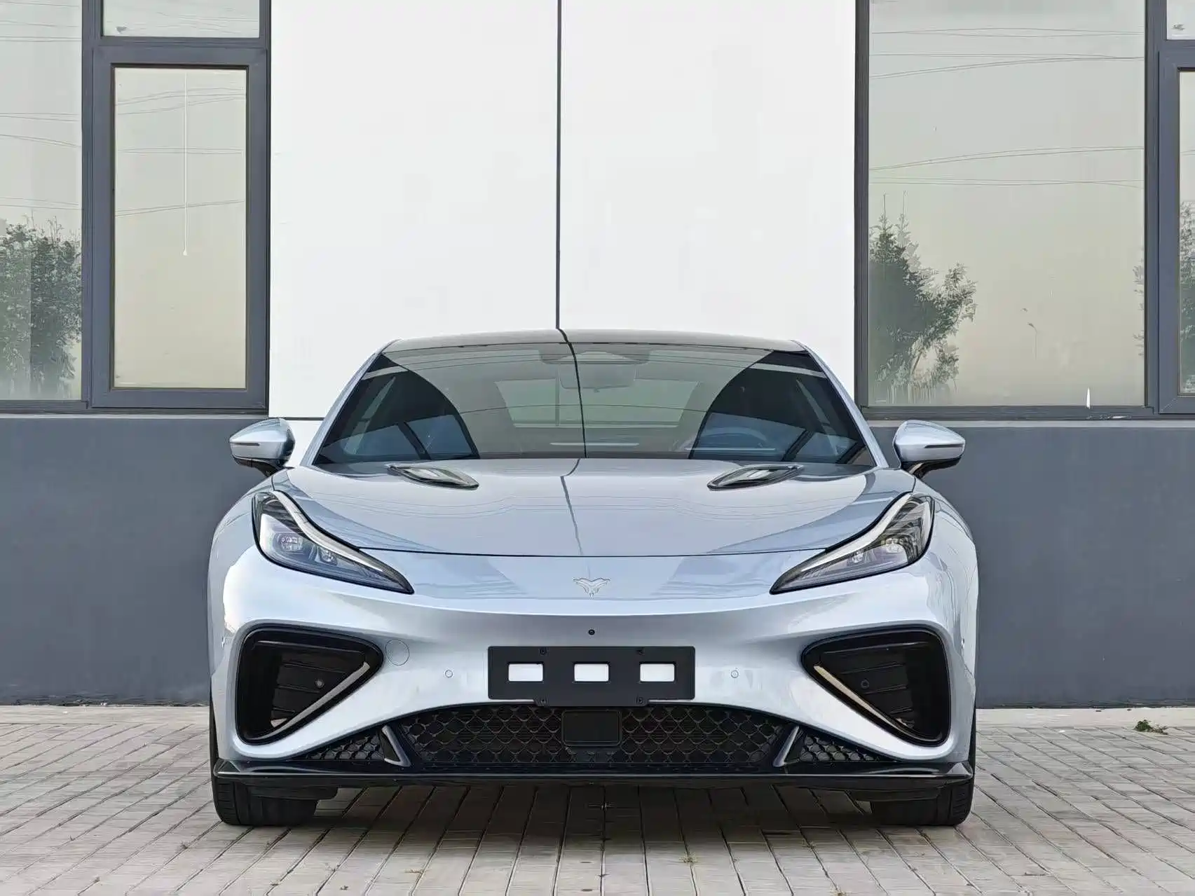 Photo 2 - Nezha Auto Nezha GT