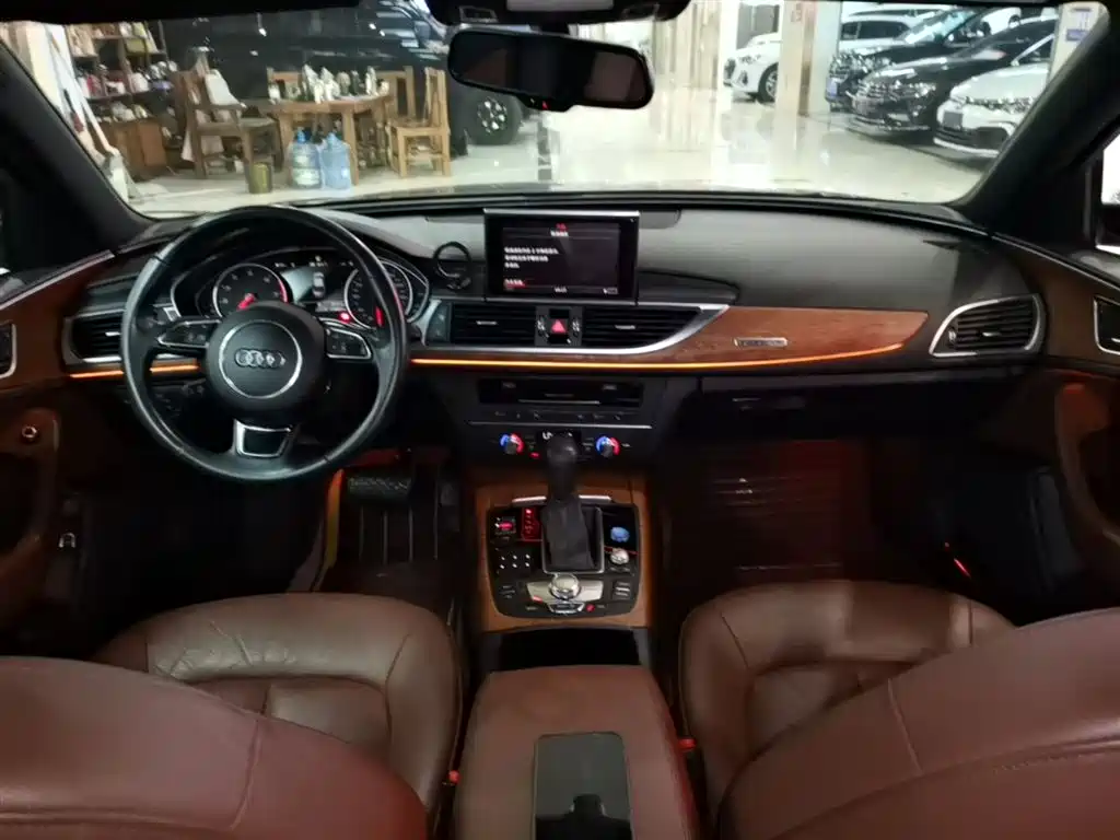 Audi A6L 2018 30th Anniversary 45 TFSI quattro Sport фото 10