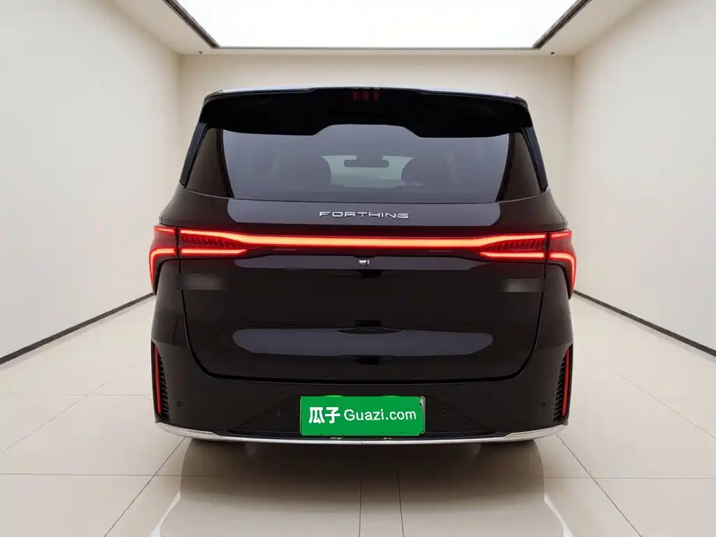 2025 Dongfeng Fengxing Starlight V9