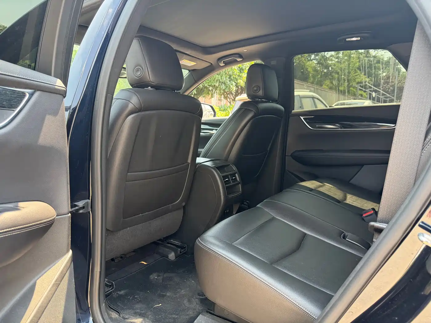 Cadillac XT5 2021 2.0T 2WD Luxury Edition фото 4