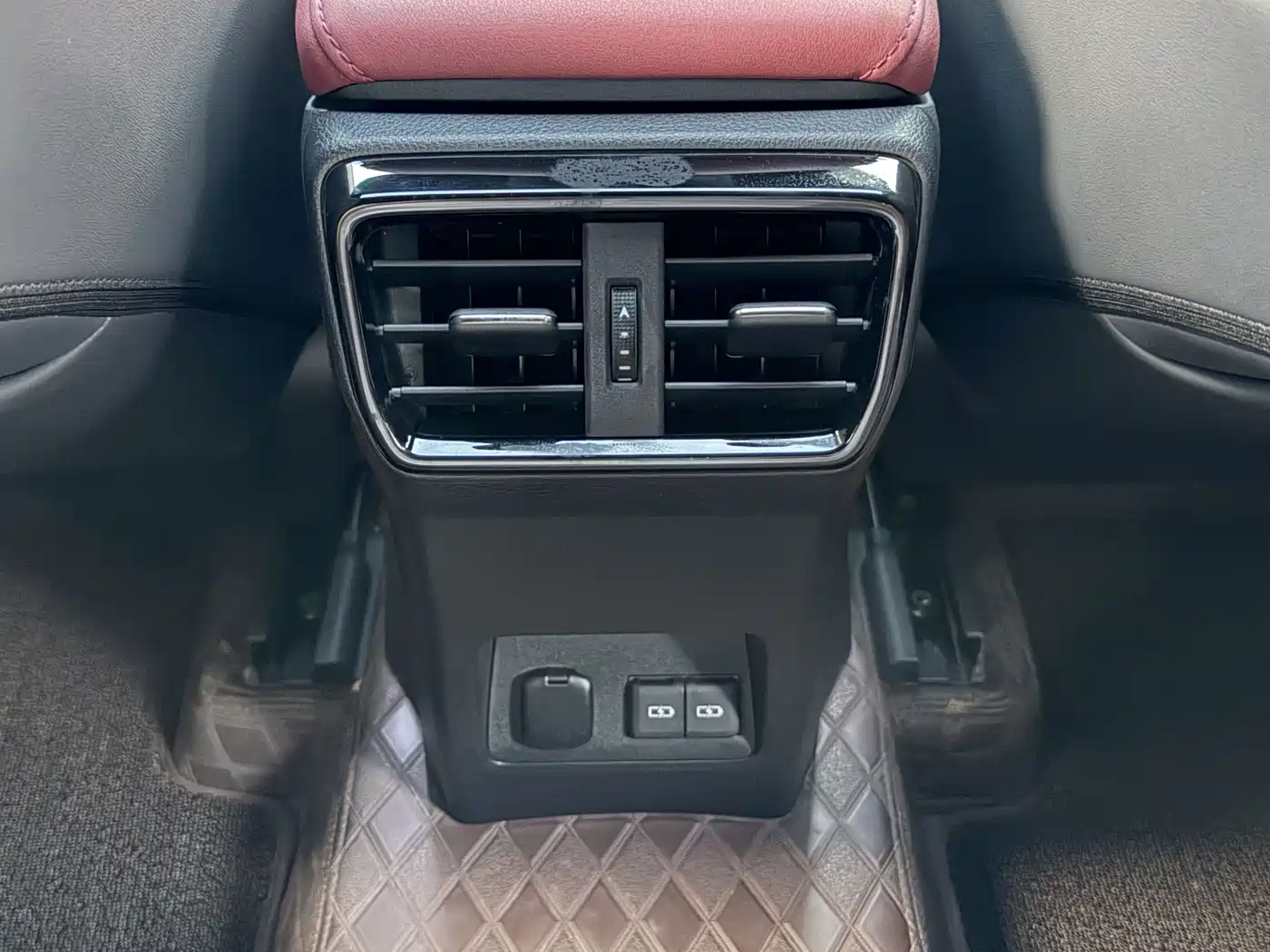 Lexus NX 2023 2023 260 FWD Joy Creation Edition