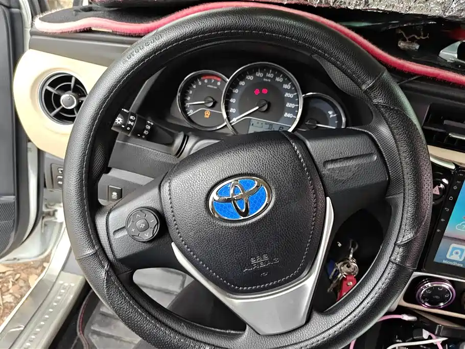 Toyota Corolla 2017 Facelift 1.2T S-CVT GL фото 15