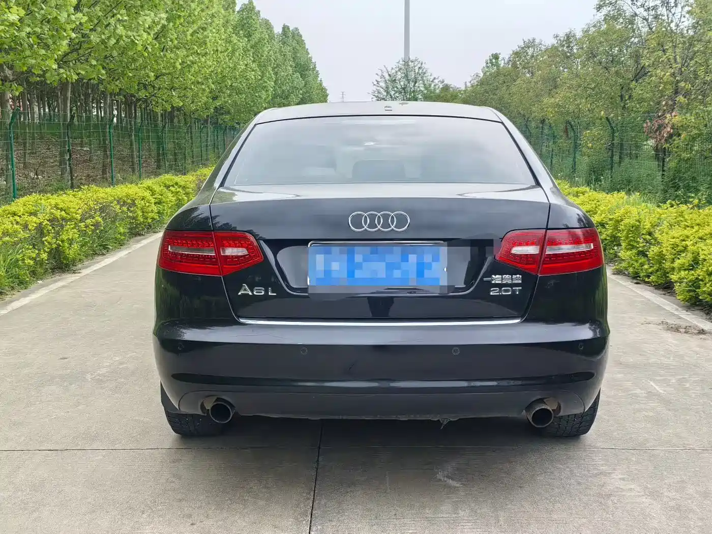 Audi A6L 2010 2.0 TFSI Automatic Standard фото 5