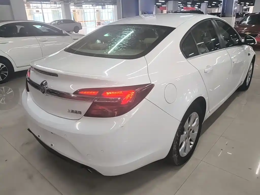 Фото 7 - Buick Regal