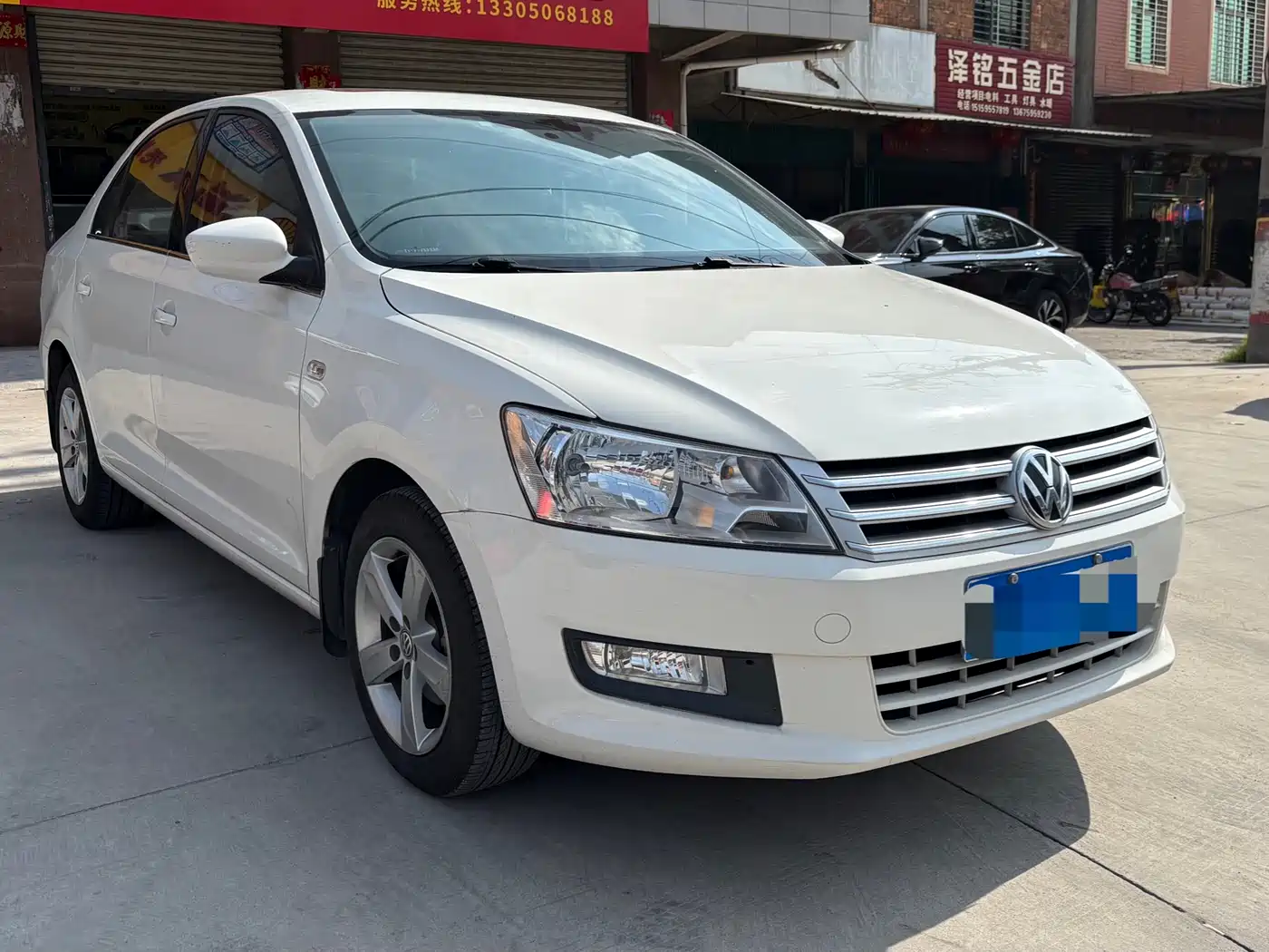 Volkswagen Santana 2015 1.6L Automatic Comfort Edition фото 3