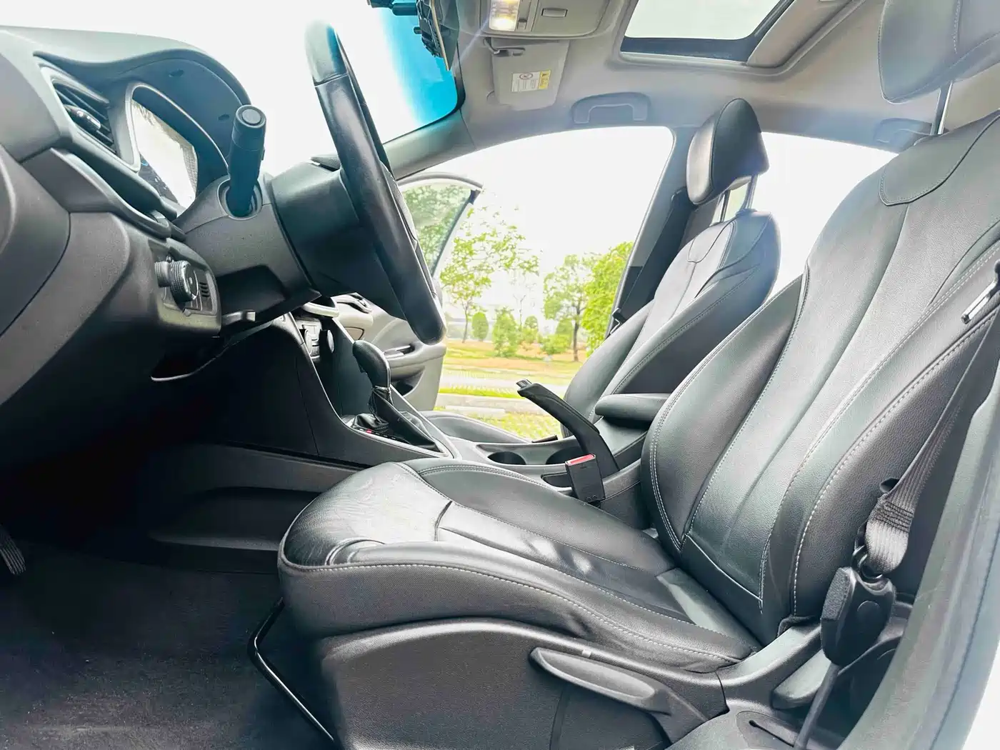 Buick Excelle 2018 18T Automatic Elite фото 12