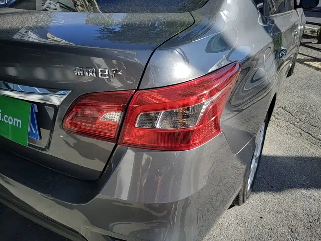 صورة 8 - Nissan Sylphy