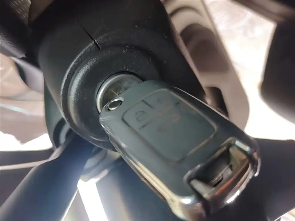 Buick Excelle 2019 15T DCT Connected Elite Type China VI фото 9