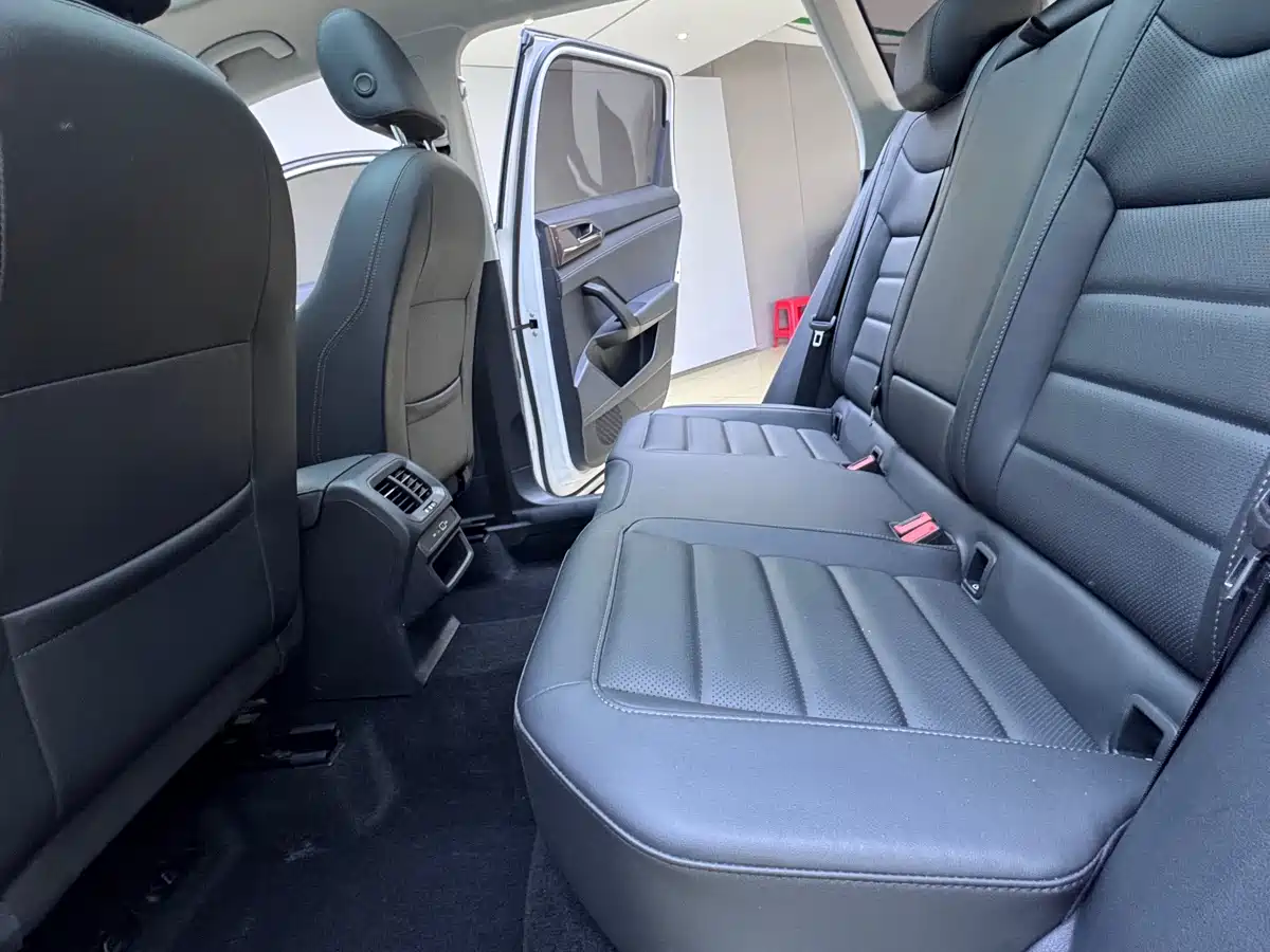 Volkswagen Tharu 2022 280TSI FWD Luxury Edition фото 11