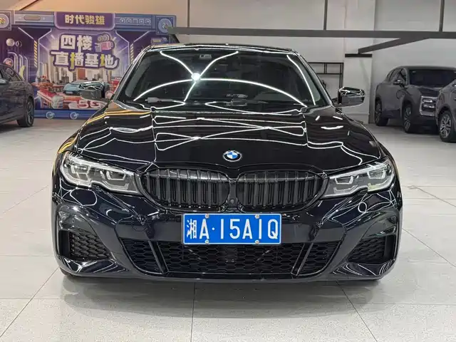 BMW 3 Series 2021