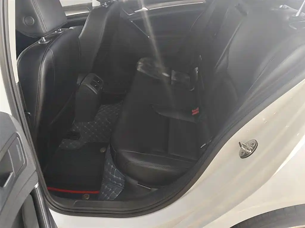 Volkswagen Golf 2015 1.4TSI Automatic Comfort фото 13