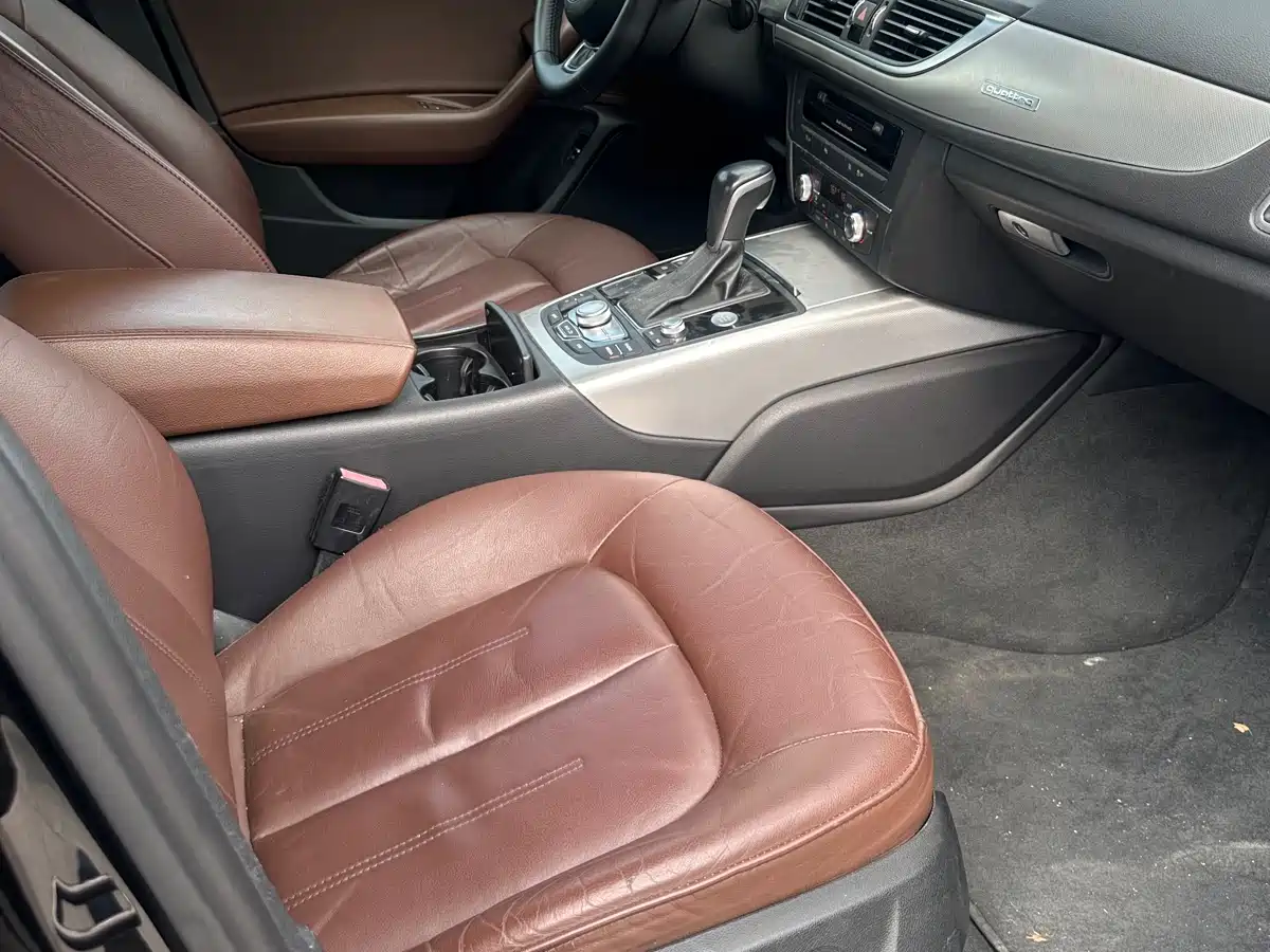 Audi A6L 2018 30th Anniversary 45 TFSI quattro Sport фото 9