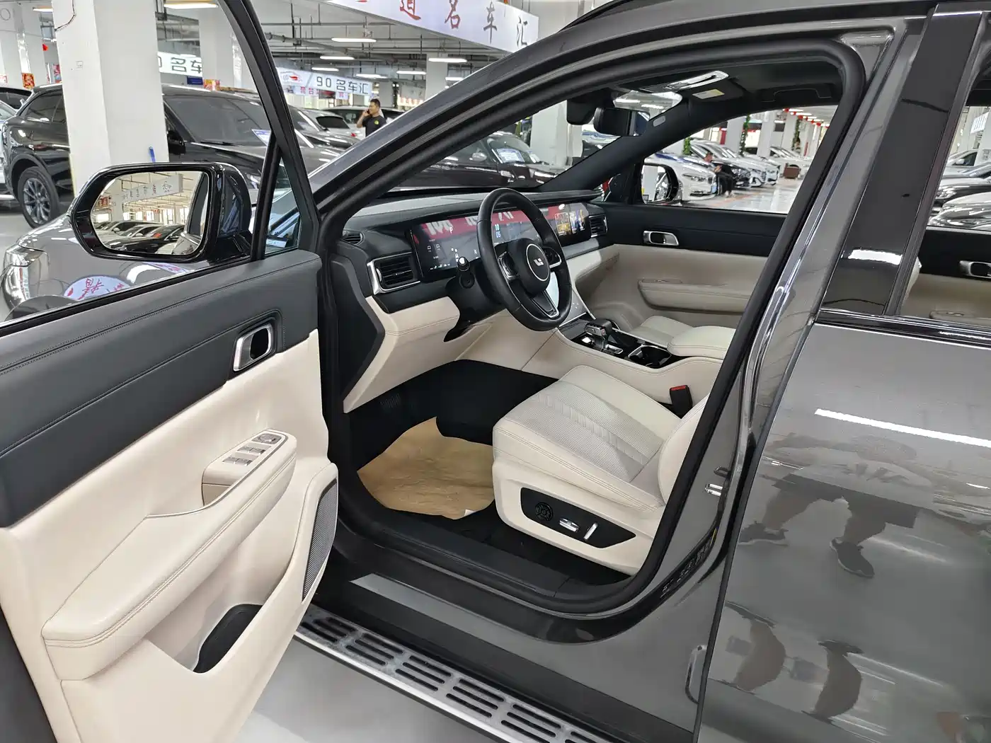 Li Auto Li ONE 2020 2020 Extended Range 6-seater