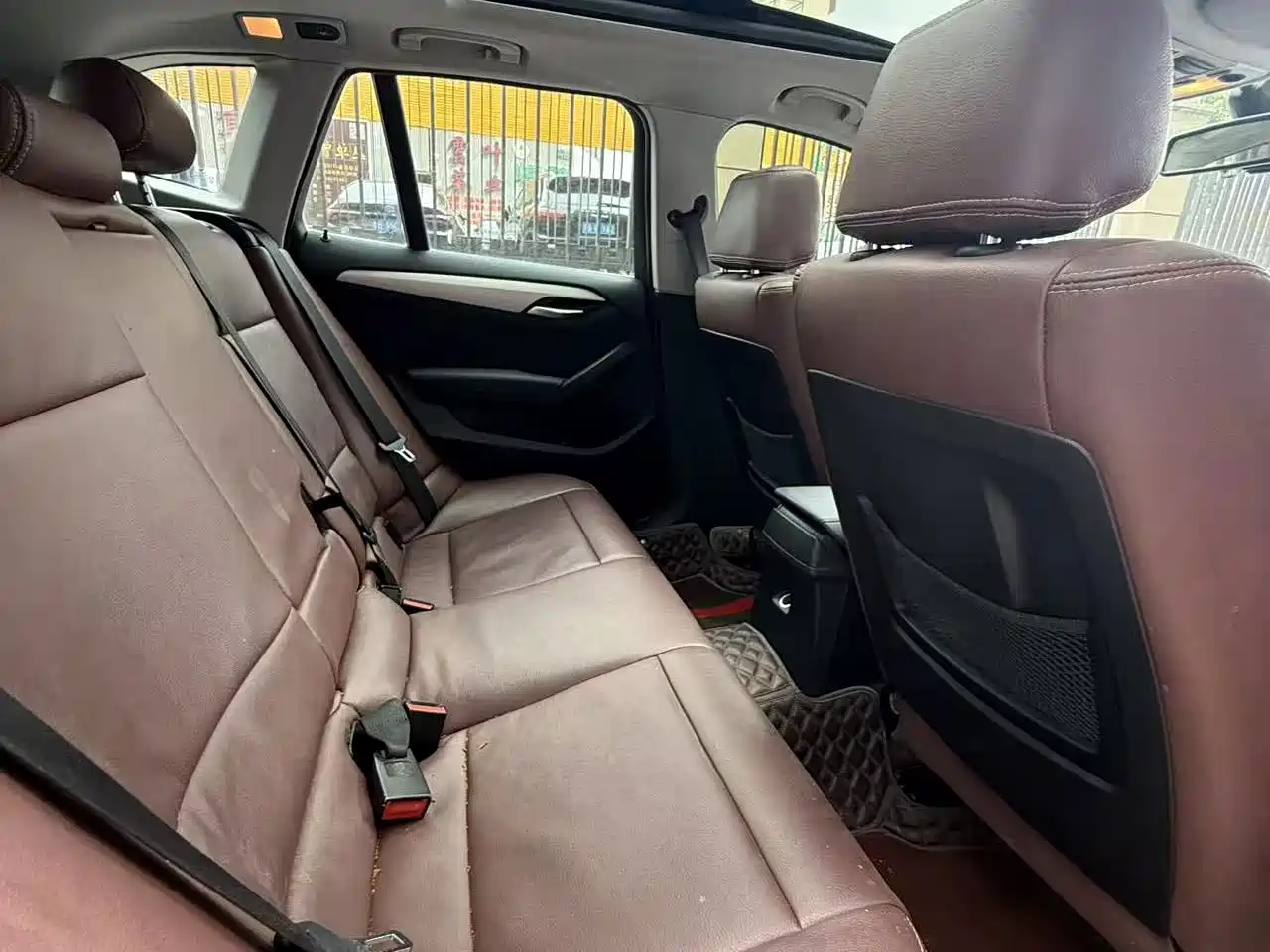 Фото 6 - BMW X1